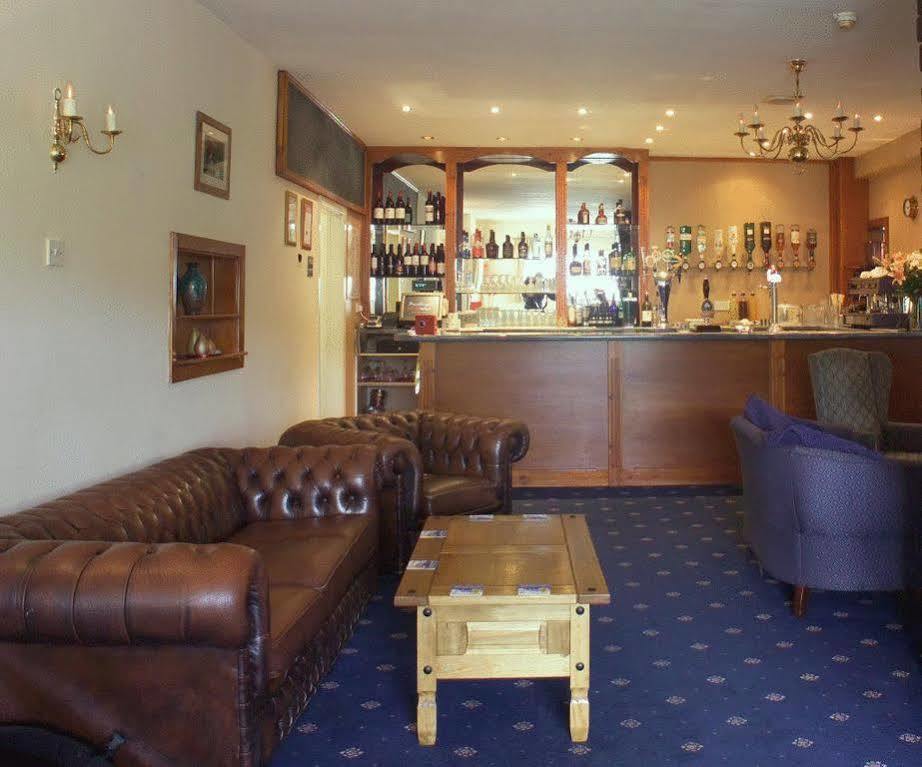 Conwy Valley Hotel エクステリア 写真